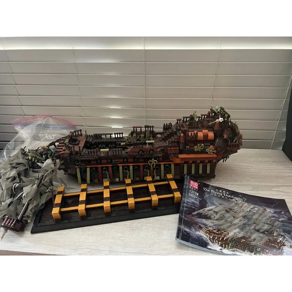 Mould King 13138 Pirates Ship Model Building Blocks Kit Dutchman NEW